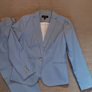 *SPRING SALE* Blue and white printed Talbots blazer size 4